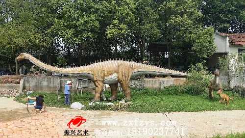 仿真恐龙――18米梁龙